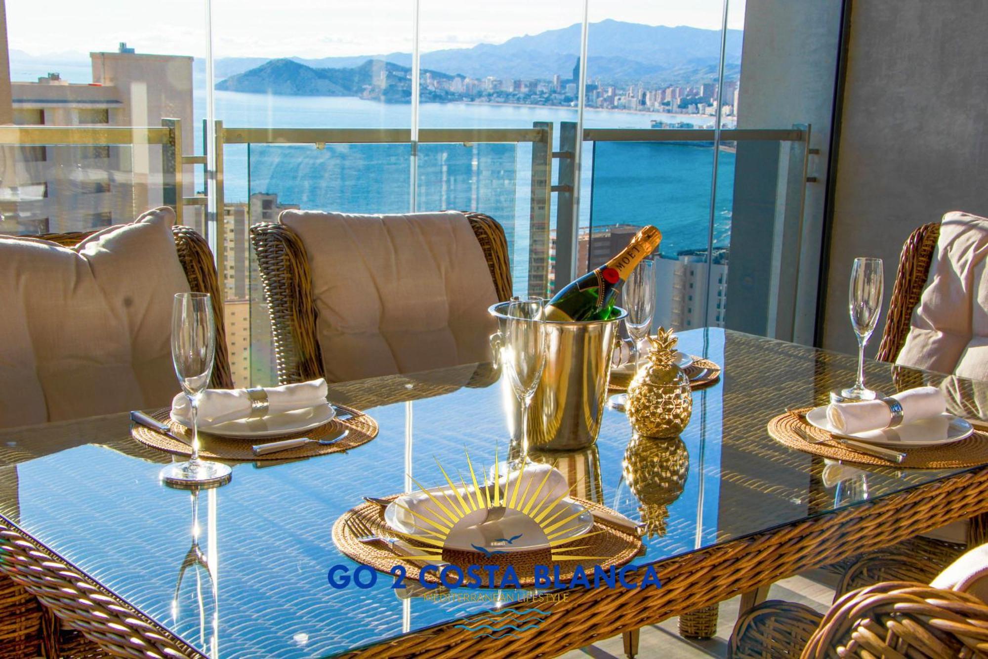 Bea'S Seaview Home Deluxe Бенидорм Екстериор снимка