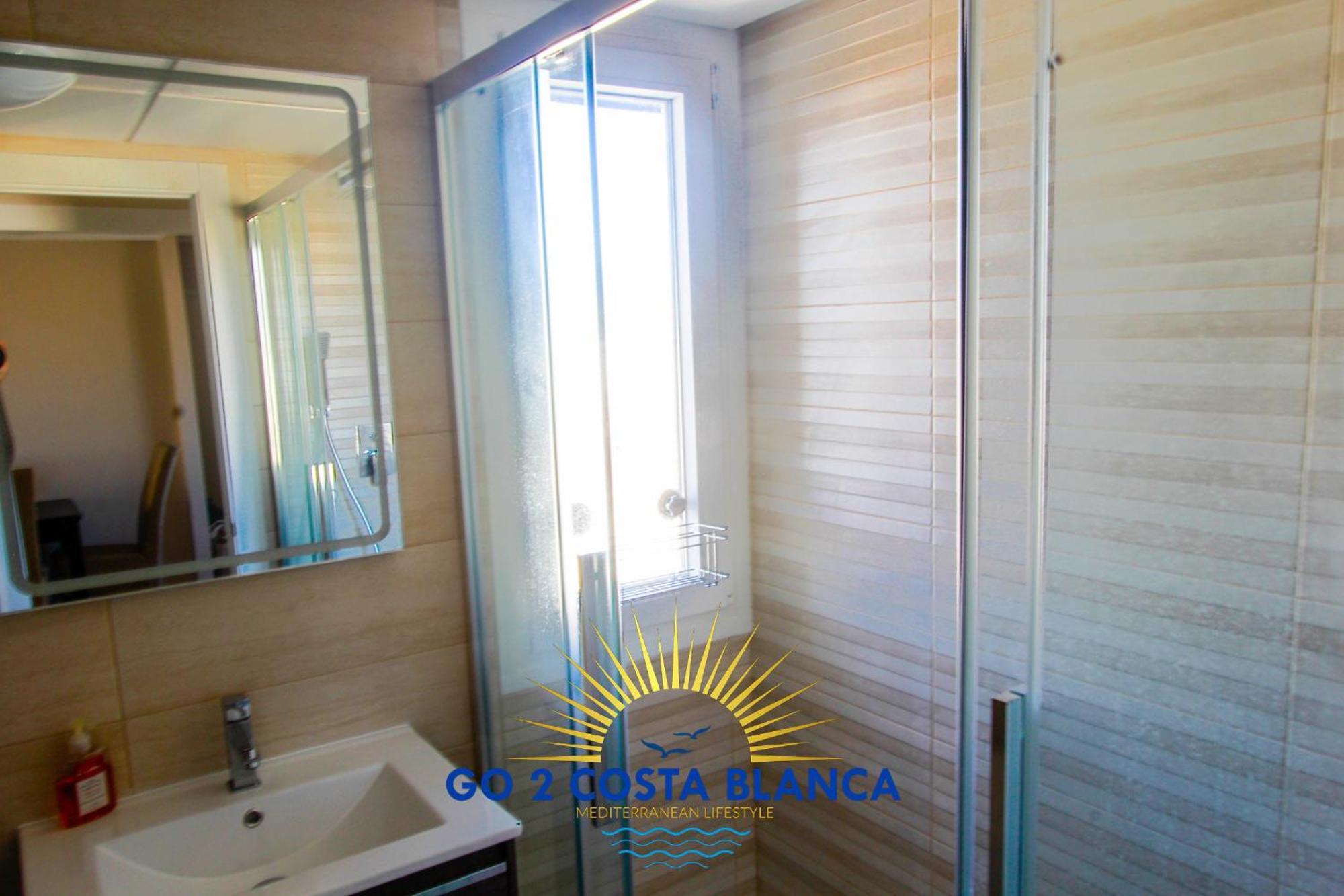 Bea'S Seaview Home Deluxe Бенидорм Екстериор снимка
